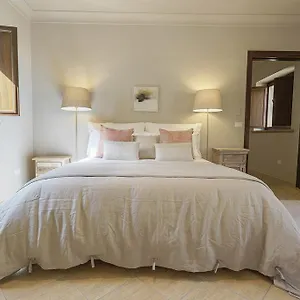 Palazzo Bibirria Bed & Breakfast